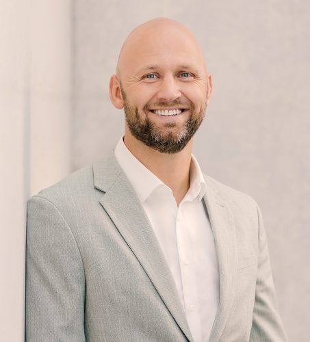 Maximilian Reinhold - A & R Immobilienmanagement GmbH